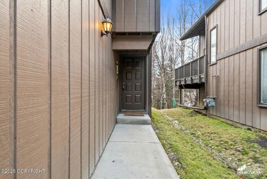 04-7333FOXRIDGEWAY_ZHM_004