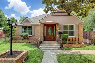 606 Fairbanks St, Houston, TX 77009 - photo 3