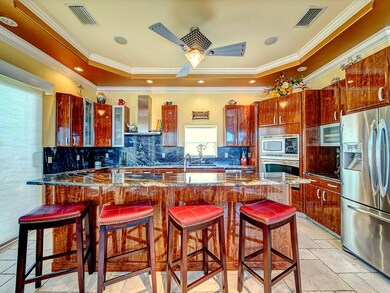 103 26th St N unit B, Bradenton Beach, FL 34217 - photo 7