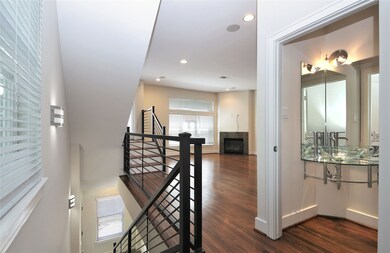 637 Rutland St unit 6, Houston, TX 77007 - photo 6