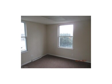 1637 E 33rd St unit 39, Lorain, OH 44055 - photo 6