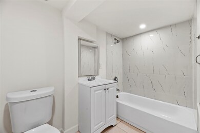 2206 Avenue M unit C, Rosenberg, TX 77471 - photo 7