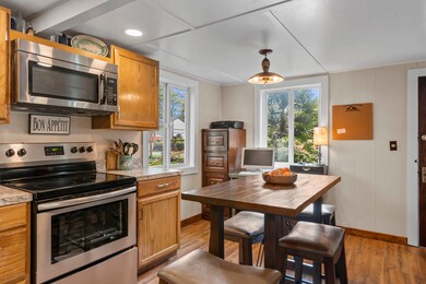 Kitchen/dining