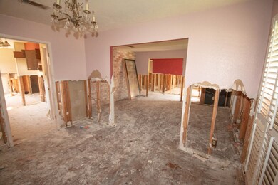 16922 Oxnard Ln, Friendswood, TX 77546 - photo 7