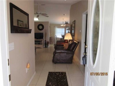 Foyer. Come on in