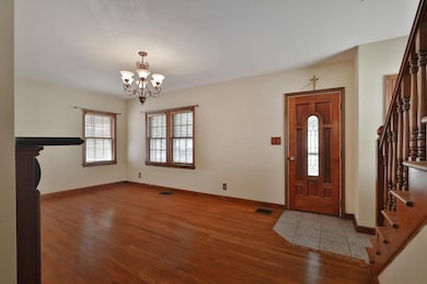 638 Binns Blvd, Columbus, OH 43204 - photo 3