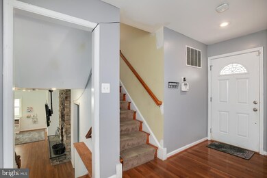 3122 Chapel View Dr, Beltsville, MD 20705 - photo 4