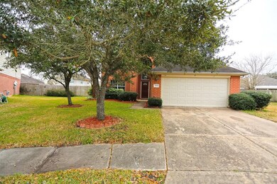 5302 Palo Duro Dr, Pearland, TX 77584 - photo 2