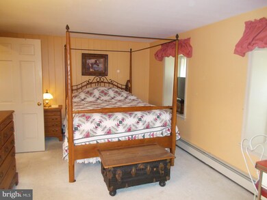 880 Pebble Hill Rd, Doylestown, PA 18901 - photo 3