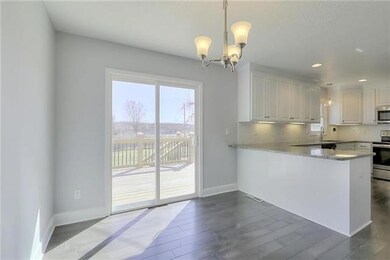 5319 Woodland Dr, Shawnee, KS 66218 - photo 5