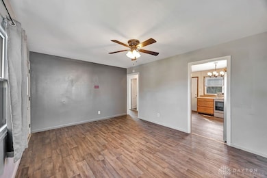 133 E Circle Dr, Dayton, OH 45449 - photo 5