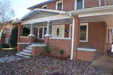 125 W Bell St, Statesville, NC 28677 - photo 2