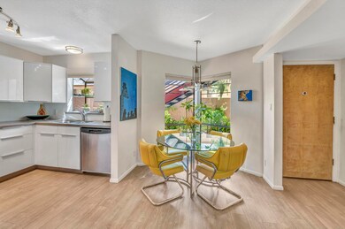 Kitchen/Dining/Entry