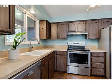 26530 S Highway 170, Canby, OR 97013 - photo 5