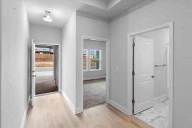 04-Entrance foyer