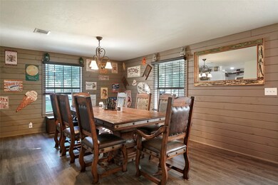 12049 Clark Ln, Conroe, TX 77385 - photo 7