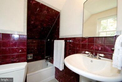 830 Randolph Rd, Silver Spring, MD 20904 - photo 6