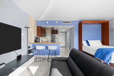 Lauderdale Tower unit 5B, Fort Lauderdale, FL 33306 - photo 2