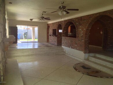 Living Room/Family Room