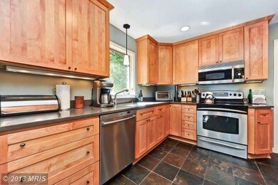 2007 Mason Hill Dr, Alexandria, VA 22307 - photo 7