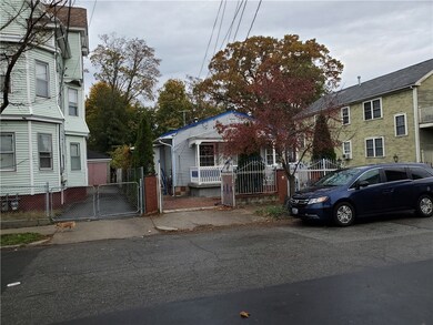 105 Mitchell St, Providence, RI 02907 - photo 4