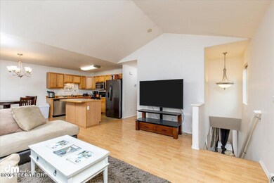 06-Living Room 20210817-DW-5650-Edit