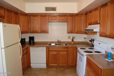 1627 E 13th St, Tucson, AZ 85719 - photo 7