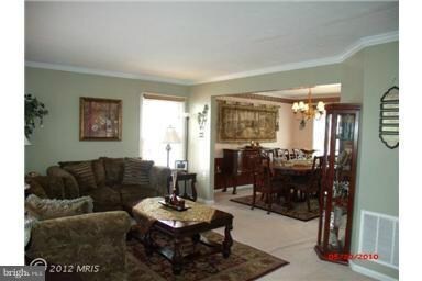10493 Labrador Loop, Manassas, VA 20112 - photo 7