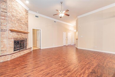 809 Wandering Ct, Granbury, TX 76049 - photo 3