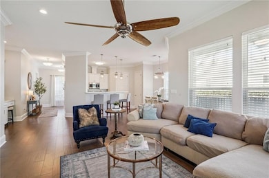COZY LIVING ROOM W OPEN FLOOR PLAN
