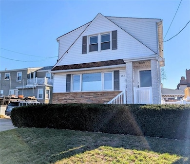 119 11 Beach Channel Dr, Rockaway Beach, NY 11694 - photo 3