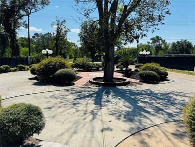 904 Blue Bell Rd, Houston, TX 77038 - photo 4