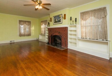 1147 39th St, Des Moines, IA 50311 - photo 3