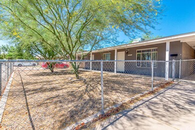 4533 N 50th Dr, Phoenix, AZ 85031 - photo 3