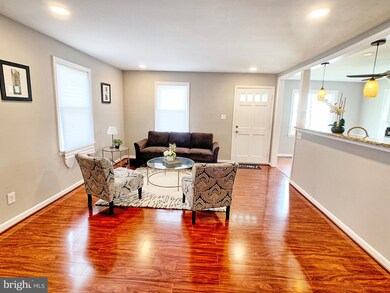 1918 Mountain Ave, Parkville, MD 21234 - photo 4