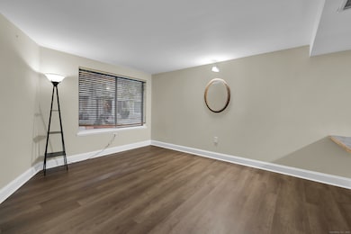 1 Front St unit 113, New Haven, CT 06513 - photo 4