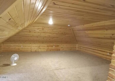 301 3rd St NE, Belfield, ND 58622 - photo 4