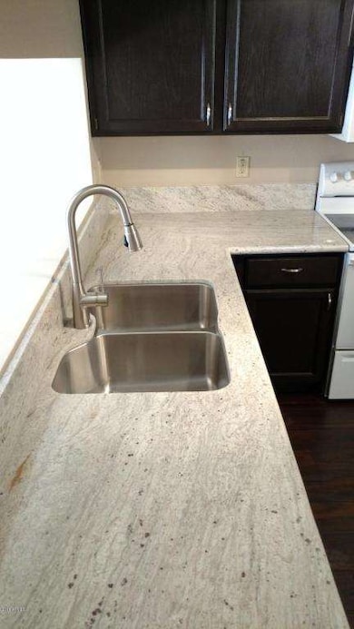 New granite/sink kitchen