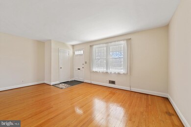 22 Wilfred Ct, Towson, MD 21204 - photo 5