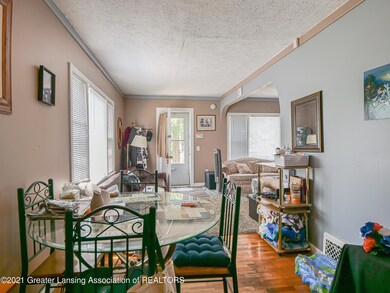 3801 Lowcroft Ave, Lansing, MI 48910 - photo 5