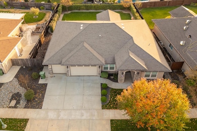 3241 Lemurian Rd, Redding, CA 96002 - photo 3