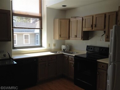 415 Main St unit 2, St. Joseph, MI 49085 - photo 5