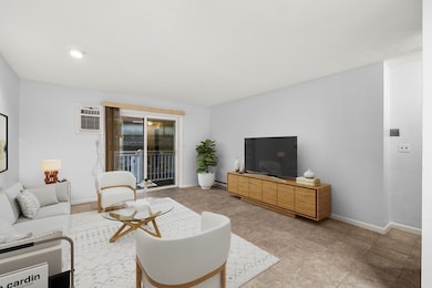 8 Lafayette Park unit 1, Lynn, MA 01902 - photo 4