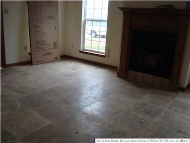 TRAVERTINE FLOORS