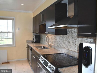 6010 Mardale Ln, Burke, VA 22015 - photo 7