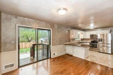 5216 Bond St, Shawnee, KS 66203 - photo 7