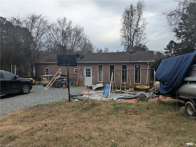 1968 Noahtown Rd, Thomasville, NC 27360 - photo 2