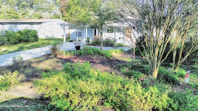 6833 Snow White Dr, Jacksonville, FL 32210 - photo 4