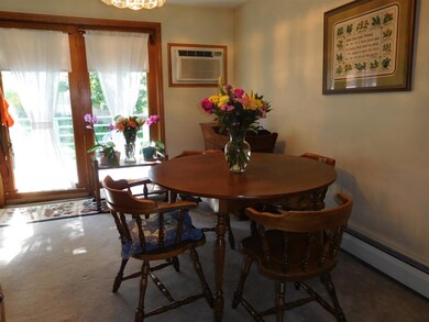 10 Jonathan Ln, Manchester, NH 03104 - photo 4