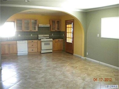 Spacious kitchen